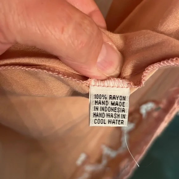 Light weight never worn kimono coral/pink - Picture 4 of 8